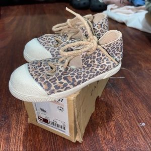 Zara leopard shoes